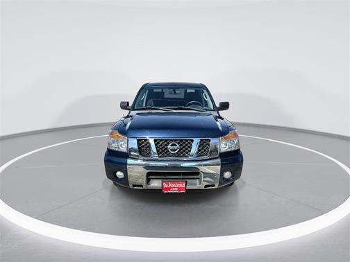 2010 Nissan Titan SE