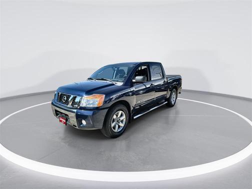 2010 Nissan Titan SE