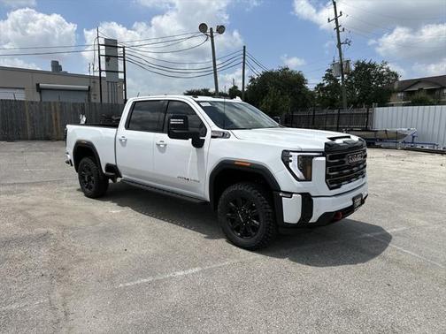 2025 GMC Sierra 2500 AT4