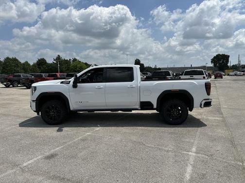 2025 GMC Sierra 2500 AT4