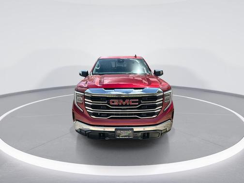 Volcanic Red Tintcoat 2026 GMC Sierra 1500 SLT