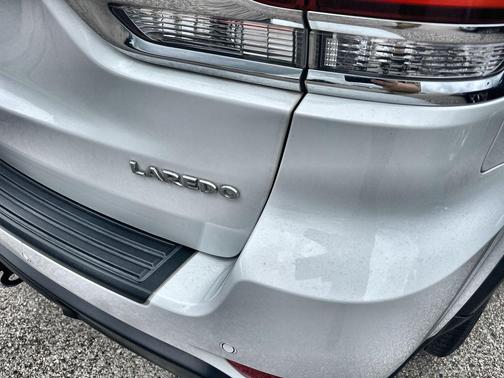 2021 Jeep Grand Cherokee Laredo