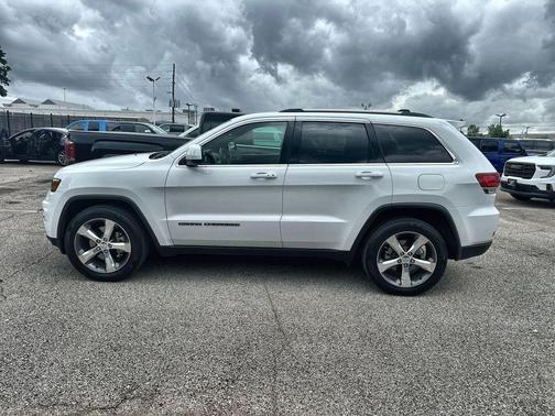 2021 Jeep Grand Cherokee Laredo