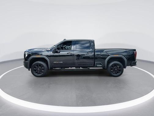 Onyx Black 2024 GMC Sierra 2500 AT4