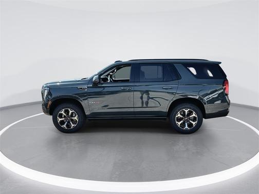 2025 GMC Yukon 4WD AT4