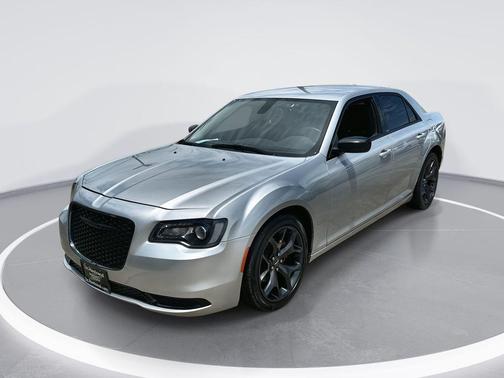 Silver Mist Clearcoat 2020 Chrysler 300 Touring
