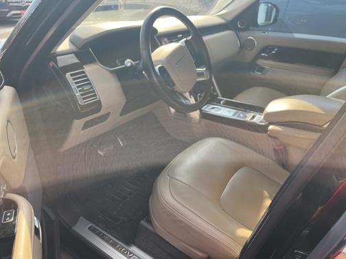 2022 Land Rover Range Rover P525 Westminster