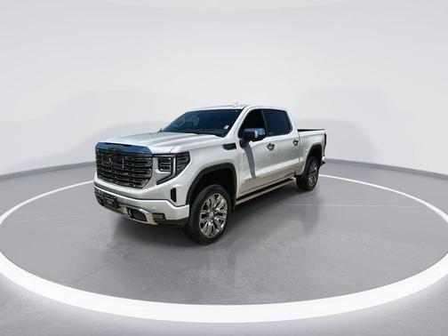 White Frost Tricoat 2025 GMC Sierra 1500 Denali