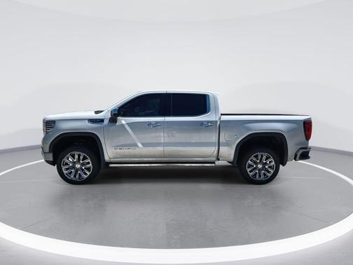 White Frost Tricoat 2025 GMC Sierra 1500 Denali