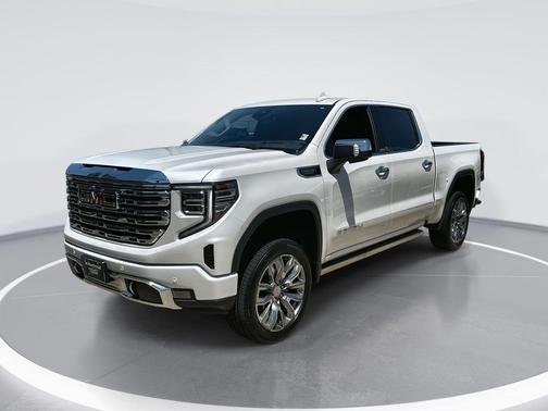 White Frost Tricoat 2025 GMC Sierra 1500 Denali