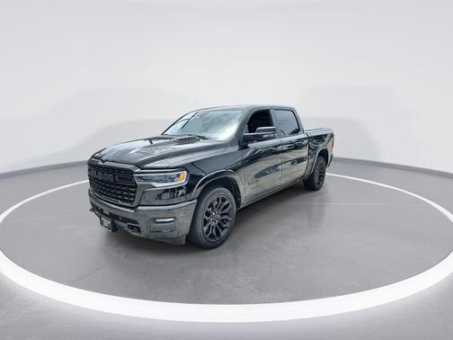 Diamond Black Crystal Pearlcoat 2025 RAM 1500 Limited