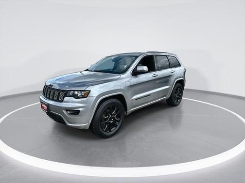 2017 Jeep Grand Cherokee Altitude