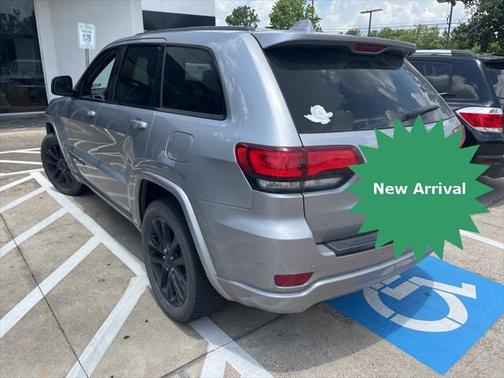 2017 Jeep Grand Cherokee Altitude