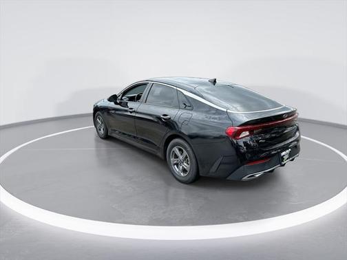 2021 Kia K5 LX