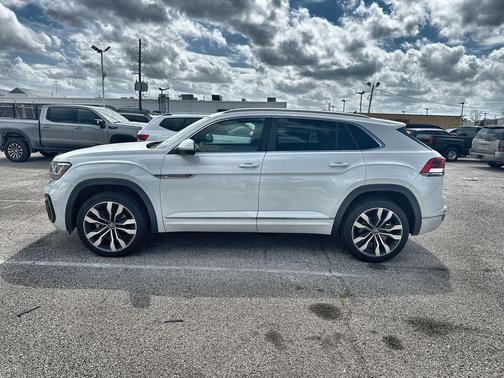 2021 Volkswagen Atlas Cross Sport 3.6L V6 SEL R-Line