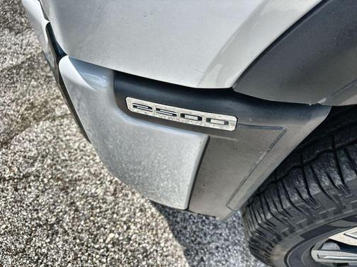 White Frost Tricoat 2024 GMC Sierra 2500 Denali