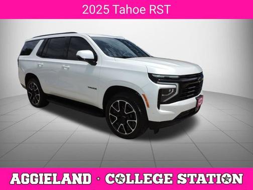 Iridescent Pearl Tricoat 2025 Chevrolet Tahoe RST
