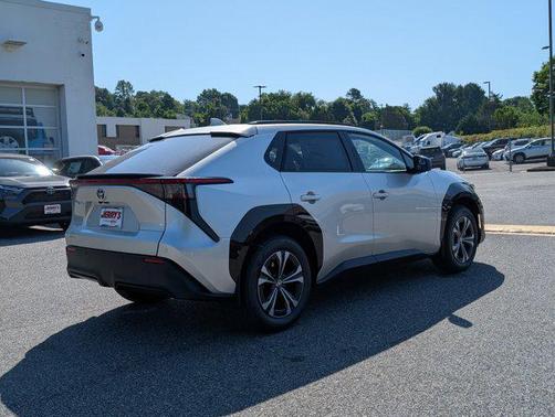 2025 Toyota bZ4X XLE