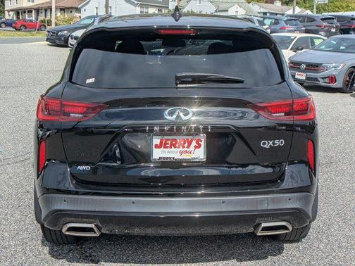 2022 INFINITI QX50 LUXE AWD