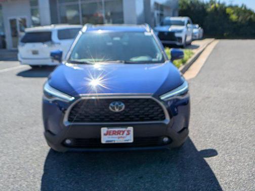2023 Toyota Corolla Cross XLE