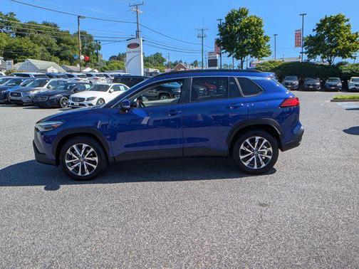 2023 Toyota Corolla Cross XLE