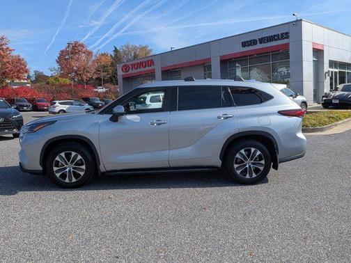 2021 Toyota Highlander XLE