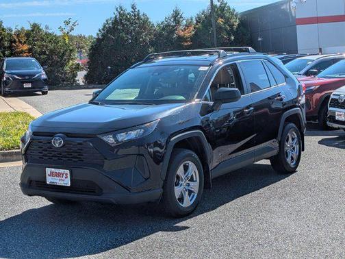 2022 Toyota RAV4 Hybrid LE