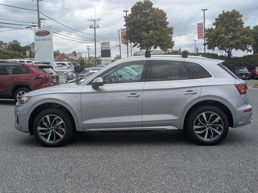 2024 Audi Q5 45 S line Premium Plus