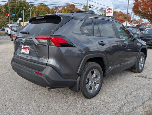 2025 Toyota RAV4 Hybrid LE
