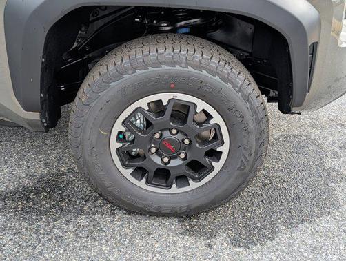 2025 Toyota Tacoma TRD Off Road