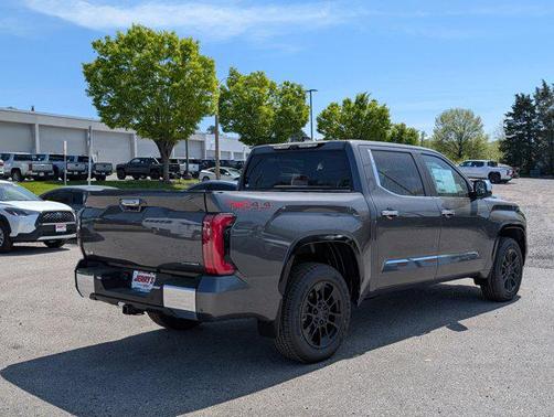 2025 Toyota Tundra Hybrid 1794 Edition