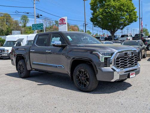 2025 Toyota Tundra Hybrid 1794 Edition