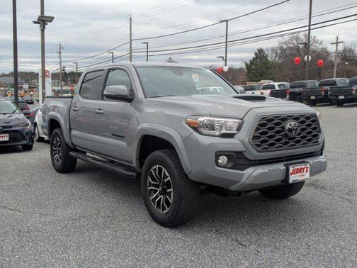 2020 Toyota Tacoma SR5
