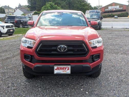 2022 Toyota Tacoma SR