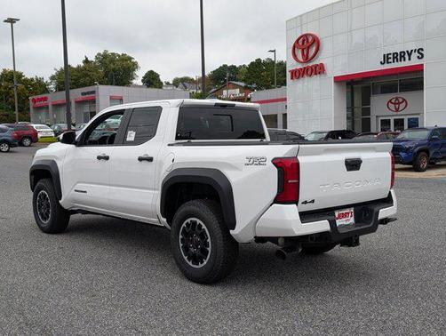 2024 Toyota Tacoma TRD Off Road