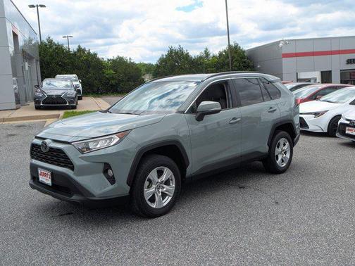 2021 Toyota RAV4 XLE