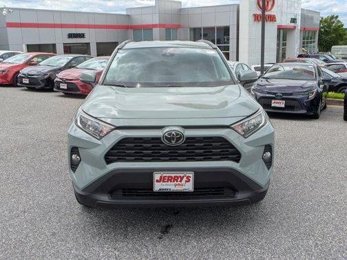 2021 Toyota RAV4 XLE