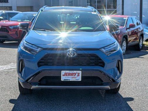 2023 Toyota RAV4 Hybrid SE