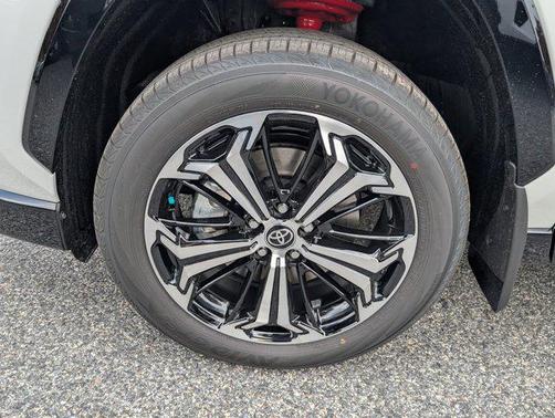 2025 Toyota RAV4 Hybrid SE