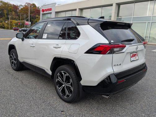 2025 Toyota RAV4 Hybrid SE