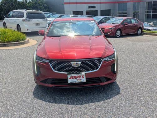 2023 Cadillac CT4 Luxury