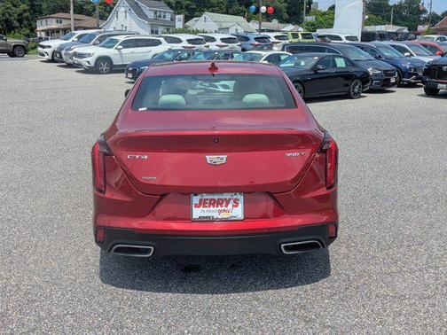 2023 Cadillac CT4 Luxury