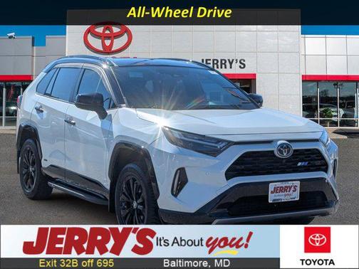 2022 Toyota RAV4 Hybrid SE