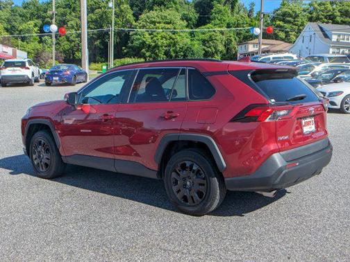 2020 Toyota RAV4 LE