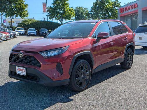 2020 Toyota RAV4 LE