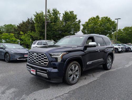2025 Toyota Sequoia Base