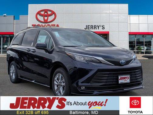 2025 Toyota Sienna XLE