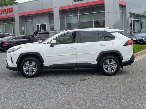 2024 Toyota RAV4 Hybrid XLE