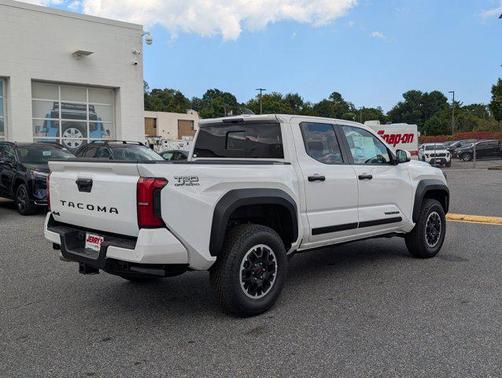 2024 Toyota Tacoma TRD Off Road