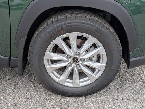 2025 Toyota Corolla Cross LE